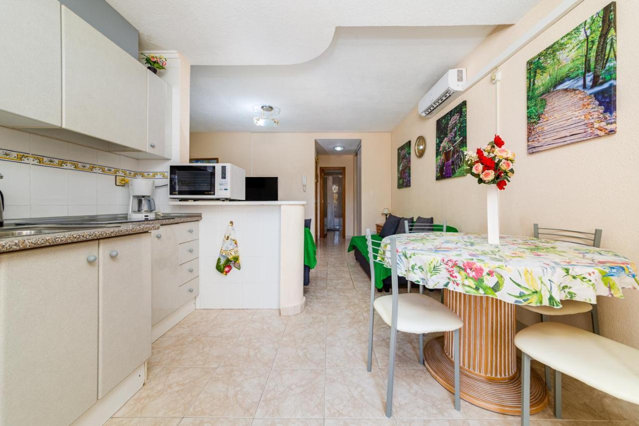 Apartment Studio Relax Torrevieja Kültér fotó