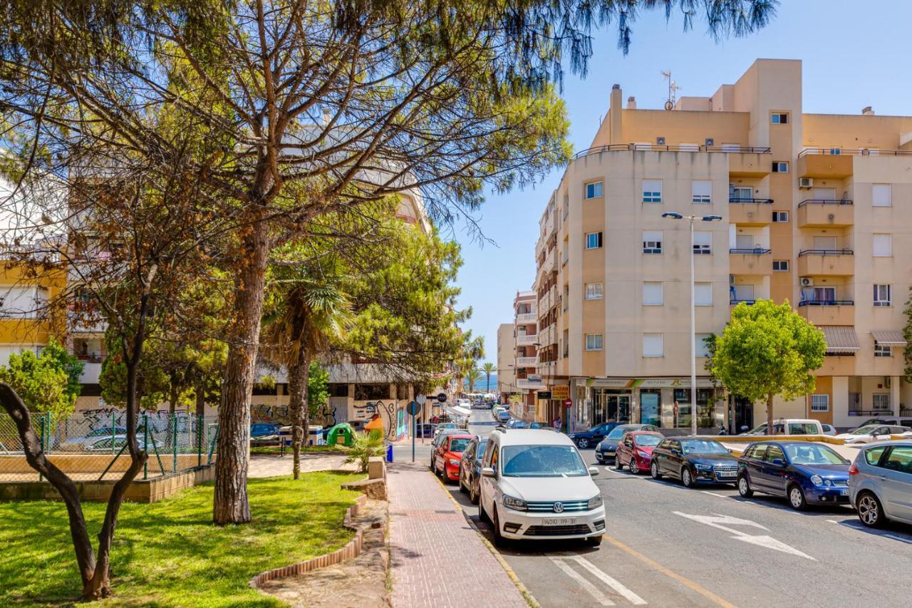 Apartment Studio Relax Torrevieja Kültér fotó