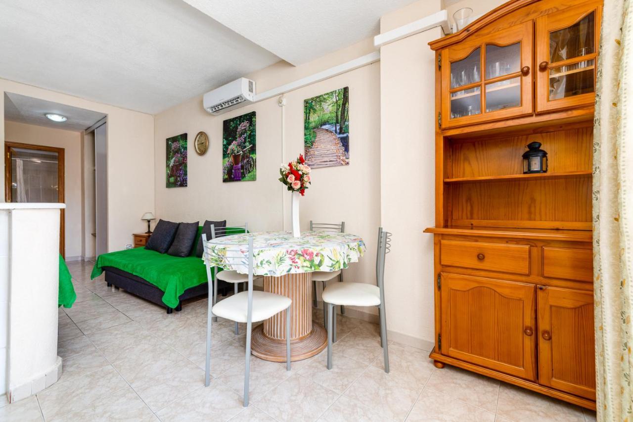 Apartment Studio Relax Torrevieja Kültér fotó