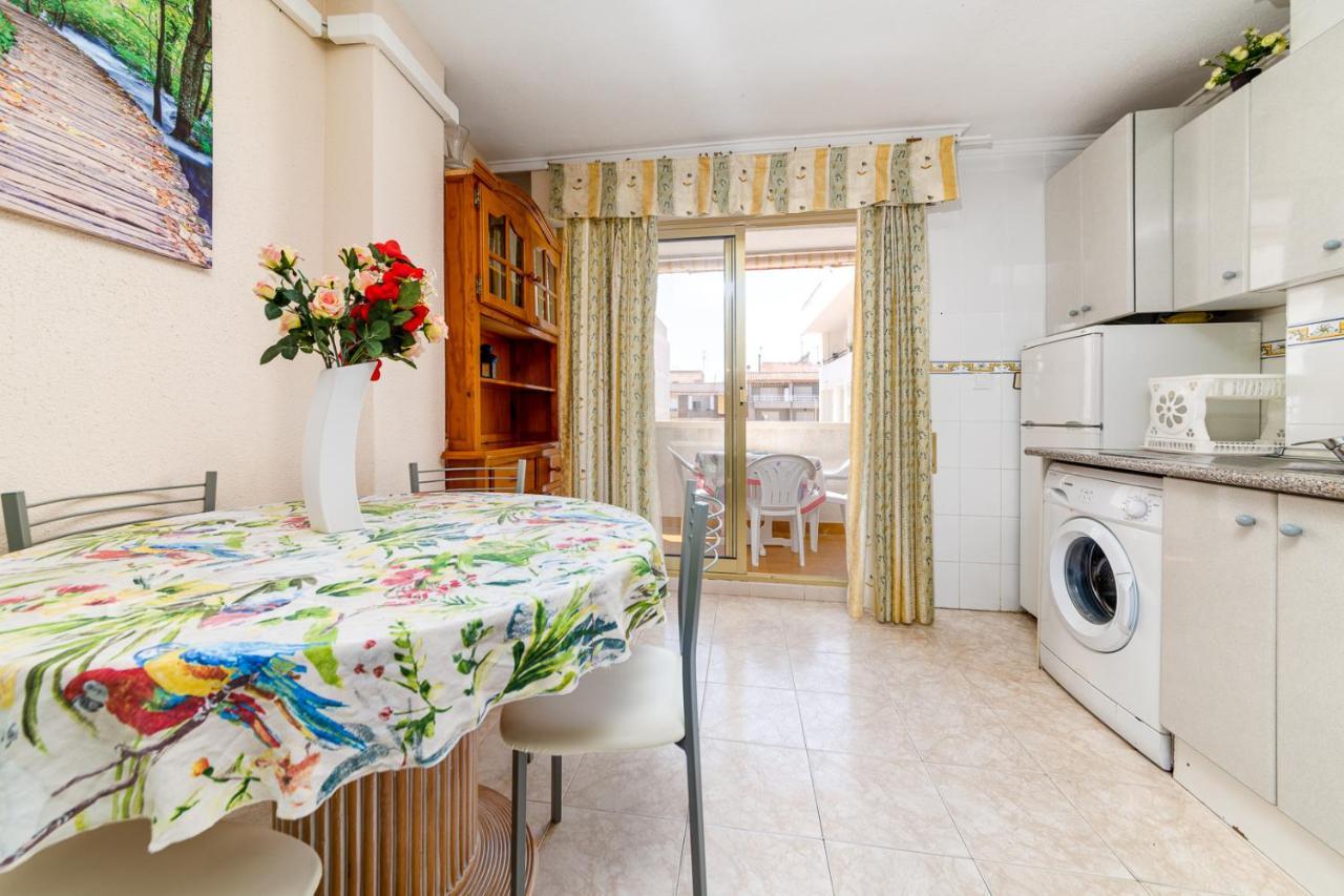 Apartment Studio Relax Torrevieja Kültér fotó