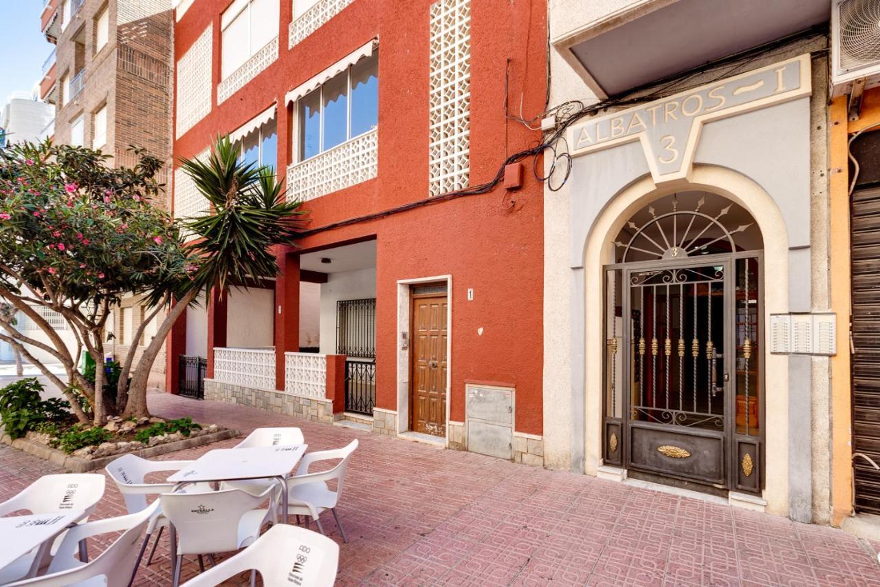 Apartment Studio Relax Torrevieja Kültér fotó